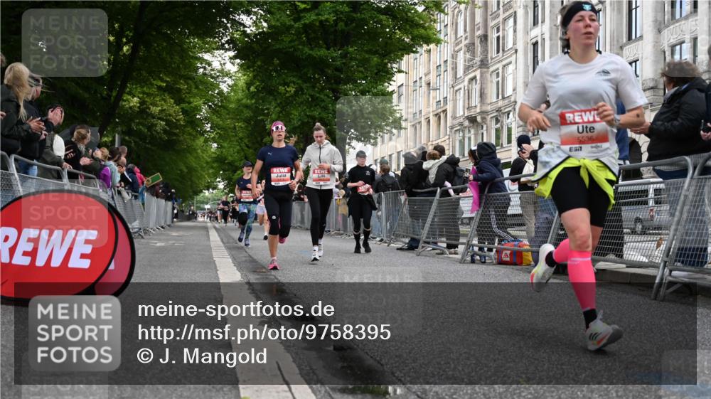 14.06.2026 - REWE Women's Run J. Mangold http://msf.ph/oto/9758395 14.06.2026 10:59:21 Ziel 5117, 5418, 5536, 5560, 5590, 5634, 5642, 6016, 6017 meine-sportfotos.de