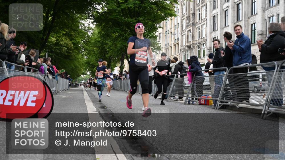 14.06.2026 - REWE Women's Run J. Mangold http://msf.ph/oto/9758403 14.06.2026 10:59:22 Ziel 5117, 5418, 5536, 5560, 5634, 5642, 6016, 6017 meine-sportfotos.de