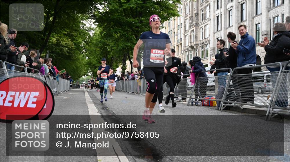 14.06.2026 - REWE Women's Run J. Mangold http://msf.ph/oto/9758405 14.06.2026 10:59:22 Ziel 5117, 5418, 5536, 5560, 5634, 5642, 6016, 6017 meine-sportfotos.de