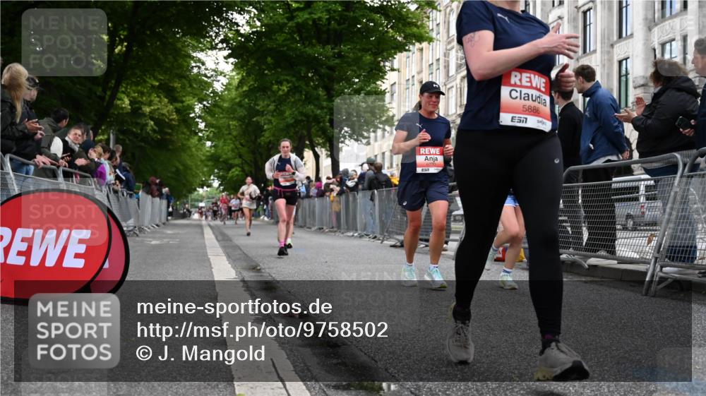 14.06.2026 - REWE Women's Run J. Mangold http://msf.ph/oto/9758502 14.06.2026 10:59:35 Ziel 5094, 5139, 5217, 5258, 5569, 5873, 5886, 6030, 6031 meine-sportfotos.de