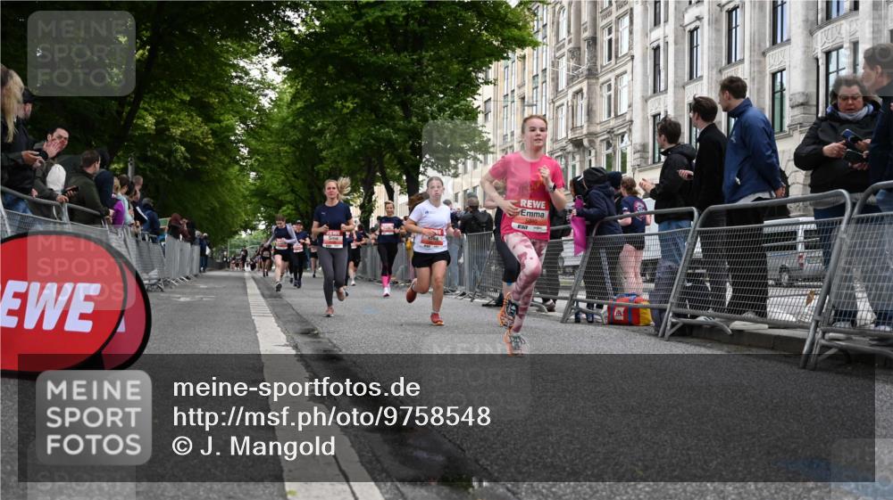 14.06.2026 - REWE Women's Run J. Mangold http://msf.ph/oto/9758548 14.06.2026 10:59:45 Ziel 5274, 5286, 5340, 5526, 5821, 5892, 6034, 6035 meine-sportfotos.de