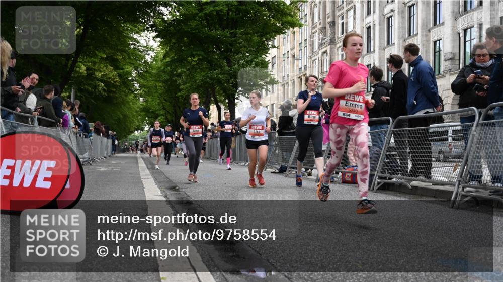 14.06.2026 - REWE Women's Run J. Mangold http://msf.ph/oto/9758554 14.06.2026 10:59:46 Ziel 5101, 5274, 5286, 5340, 5526, 5801, 5821, 5892, 6034, 6035 meine-sportfotos.de