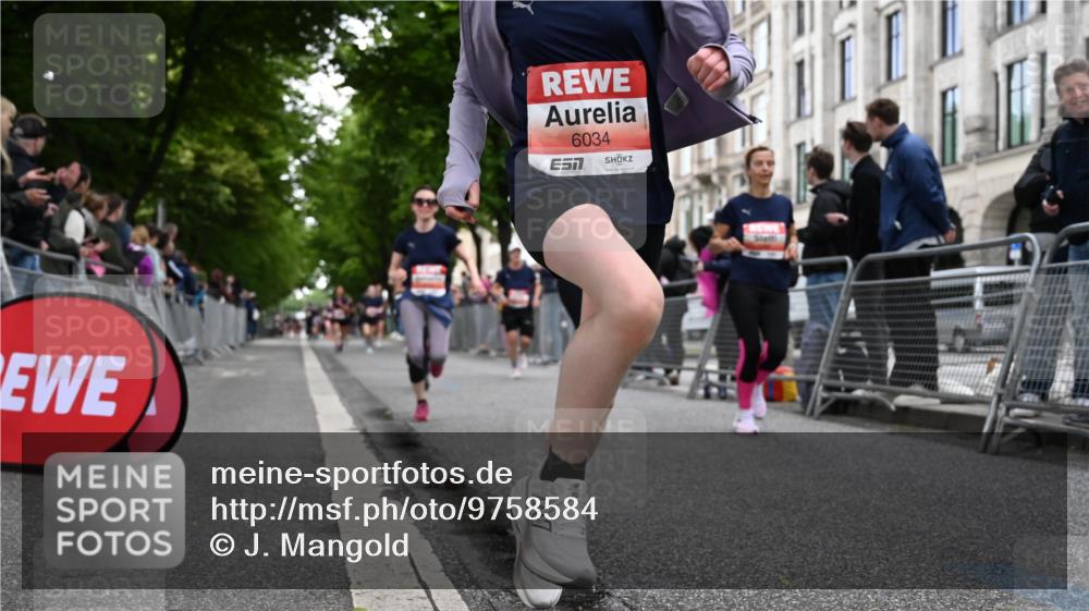 14.06.2026 - REWE Women's Run J. Mangold http://msf.ph/oto/9758584 14.06.2026 10:59:49 Ziel 5101, 5274, 5284, 5286, 5340, 5526, 5801, 5821, 5892, 6034, 6035 meine-sportfotos.de