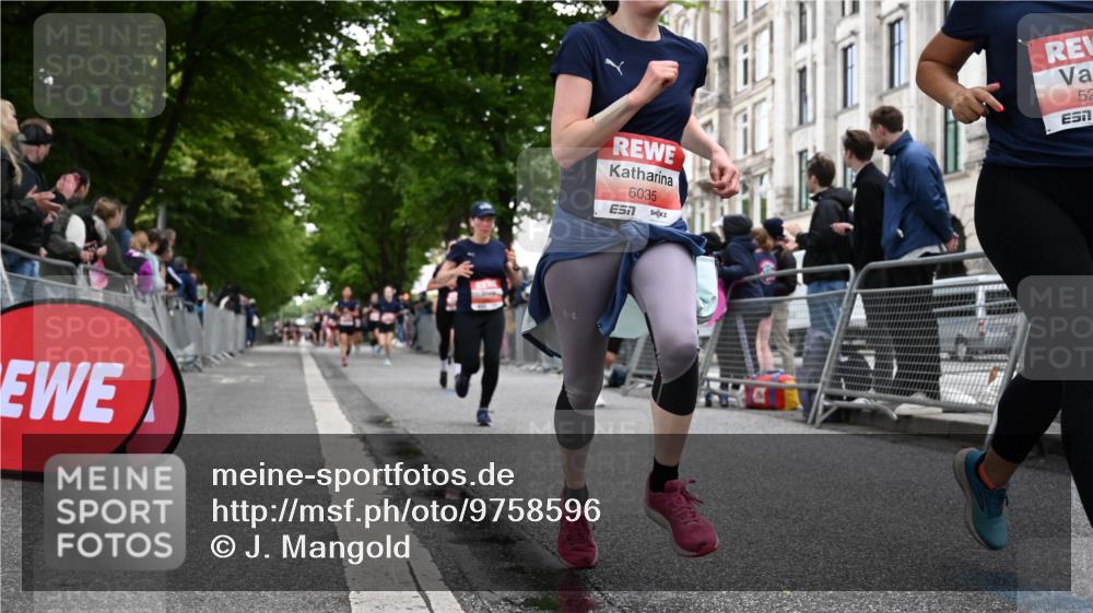 14.06.2026 - REWE Women's Run J. Mangold http://msf.ph/oto/9758596 14.06.2026 10:59:50 Ziel 5101, 5274, 5284, 5286, 5340, 5526, 5792, 5801, 5821, 5892, 5930, 6034, 6035 meine-sportfotos.de
