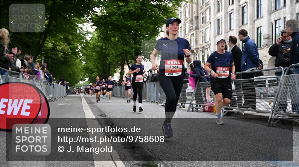14.06.2026 - REWE Women's Run J. Mangold http://msf.ph/oto/9758608 14.06.2026 10:59:52 Ziel 5101, 5274, 5284, 5792, 5801, 5892, 5930, 5954, 6034, 6035 meine-sportfotos.de