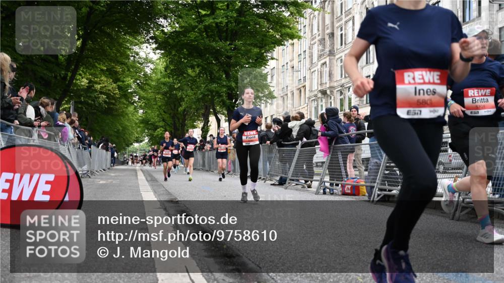 14.06.2026 - REWE Women's Run J. Mangold http://msf.ph/oto/9758610 14.06.2026 10:59:52 Ziel 5101, 5274, 5284, 5792, 5801, 5892, 5930, 5954, 6034, 6035 meine-sportfotos.de