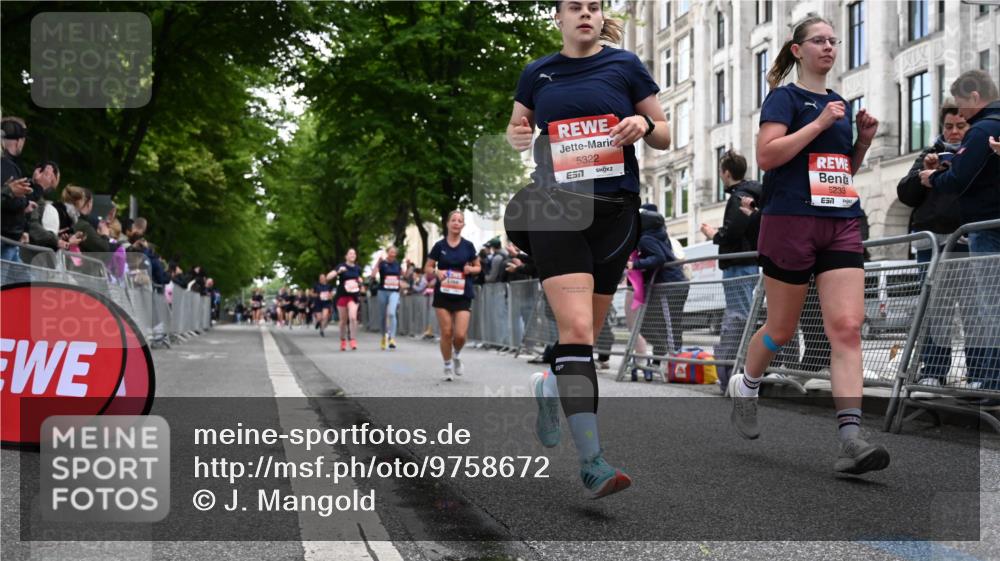 14.06.2026 - REWE Women's Run J. Mangold http://msf.ph/oto/9758672 14.06.2026 11:00:00 Ziel 5143, 5233, 5322, 5403, 5691, 5692, 5792, 5930, 5954 meine-sportfotos.de