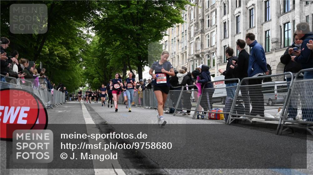 14.06.2026 - REWE Women's Run J. Mangold http://msf.ph/oto/9758680 14.06.2026 11:00:01 Ziel 5143, 5233, 5322, 5403, 5691, 5692, 5954, 6040 meine-sportfotos.de