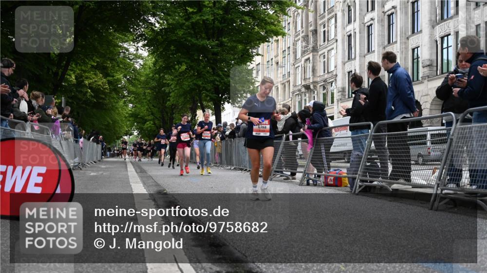 14.06.2026 - REWE Women's Run J. Mangold http://msf.ph/oto/9758682 14.06.2026 11:00:02 Ziel 5143, 5233, 5322, 5403, 5691, 5692, 6040 meine-sportfotos.de