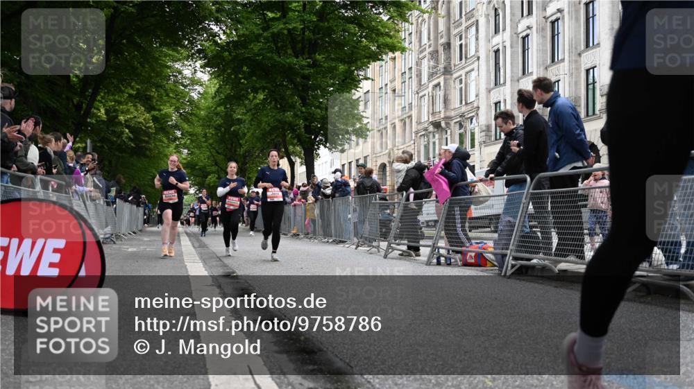14.06.2026 - REWE Women's Run J. Mangold http://msf.ph/oto/9758786 14.06.2026 11:00:15 Ziel 5001, 5002, 5003, 5004, 5050, 5147, 5432, 5665, 5719, 5883 meine-sportfotos.de