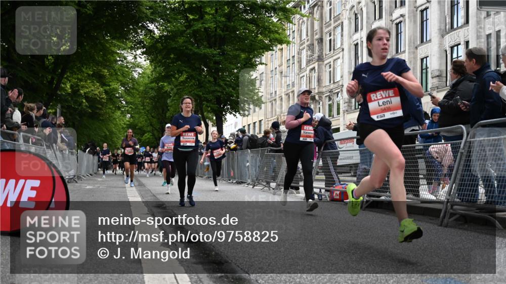 14.06.2026 - REWE Women's Run J. Mangold http://msf.ph/oto/9758825 14.06.2026 11:00:22 Ziel 5432, 5435, 5440, 5453, 5486, 5665, 5716, 5764, 5883, 5894 meine-sportfotos.de