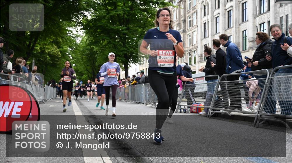 14.06.2026 - REWE Women's Run J. Mangold http://msf.ph/oto/9758843 14.06.2026 11:00:24 Ziel 5193, 5328, 5435, 5440, 5453, 5486, 5716, 5764, 5894, 6055, 6061 meine-sportfotos.de