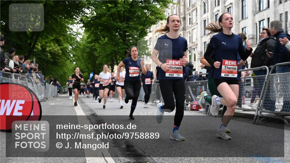 14.06.2026 - REWE Women's Run J. Mangold http://msf.ph/oto/9758889 14.06.2026 11:00:30 Ziel 5054, 5193, 5242, 5328, 5341, 5486, 5547, 5548, 5764, 5861, 6018, 6055, 6061 meine-sportfotos.de
