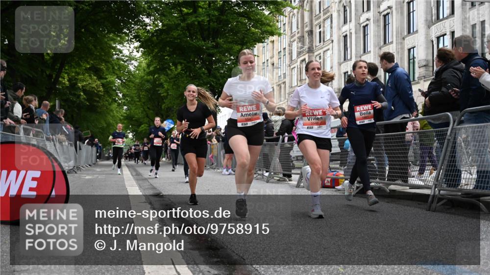 14.06.2026 - REWE Women's Run J. Mangold http://msf.ph/oto/9758915 14.06.2026 11:00:32 Ziel 5054, 5193, 5242, 5328, 5341, 5532, 5547, 5548, 5767, 5861, 6018, 6055, 6061 meine-sportfotos.de