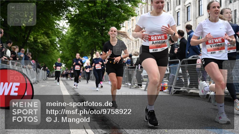 14.06.2026 - REWE Women's Run J. Mangold http://msf.ph/oto/9758922 14.06.2026 11:00:33 Ziel 5054, 5055, 5193, 5242, 5328, 5341, 5532, 5547, 5548, 5767, 5861, 6018, 6055, 6061 meine-sportfotos.de