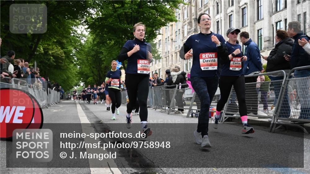 14.06.2026 - REWE Women's Run J. Mangold http://msf.ph/oto/9758948 14.06.2026 11:00:36 Ziel 5025, 5054, 5055, 5242, 5341, 5532, 5547, 5548, 5767, 5861, 5941, 6018 meine-sportfotos.de