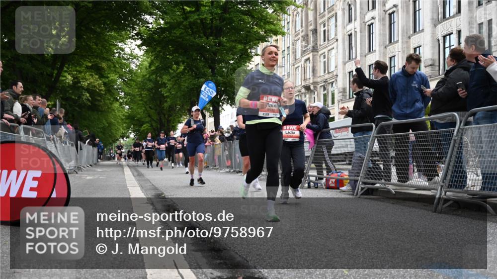 14.06.2026 - REWE Women's Run J. Mangold http://msf.ph/oto/9758967 14.06.2026 11:00:37 Ziel 5025, 5054, 5055, 5242, 5341, 5364, 5532, 5547, 5548, 5767, 5861, 5941, 6018 meine-sportfotos.de