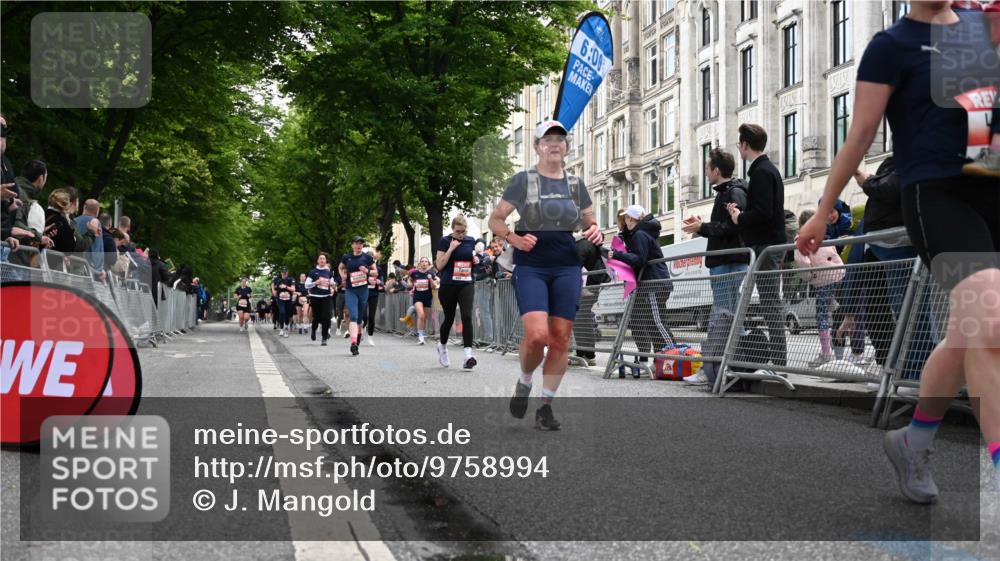 14.06.2026 - REWE Women's Run J. Mangold http://msf.ph/oto/9758994 14.06.2026 11:00:39 Ziel 5025, 5054, 5055, 5146, 5242, 5307, 5341, 5364, 5532, 5767, 5941 meine-sportfotos.de