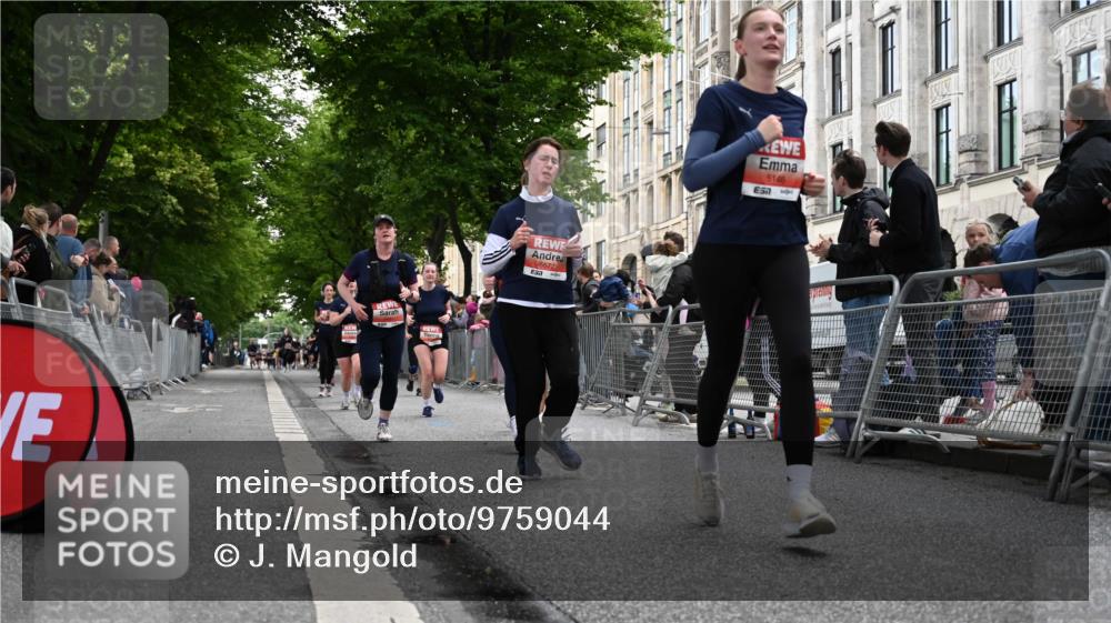 14.06.2026 - REWE Women's Run J. Mangold http://msf.ph/oto/9759044 14.06.2026 11:00:45 Ziel 5025, 5041, 5087, 5146, 5270, 5307, 5364, 5455, 5481, 5507, 5599, 5618, 5672, 5874, 5941 meine-sportfotos.de