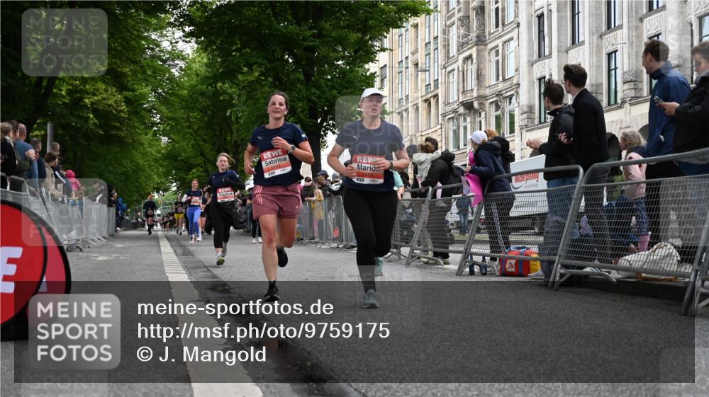 14.06.2026 - REWE Women's Run J. Mangold http://msf.ph/oto/9759175 14.06.2026 11:00:58 Ziel 5262, 5326, 5419, 5421, 5824, 5948, 5952, 6025 meine-sportfotos.de