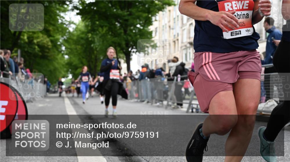 14.06.2026 - REWE Women's Run J. Mangold http://msf.ph/oto/9759191 14.06.2026 11:01:00 Ziel 5115, 5262, 5315, 5326, 5419, 5421, 5824, 5948, 5952, 6025 meine-sportfotos.de