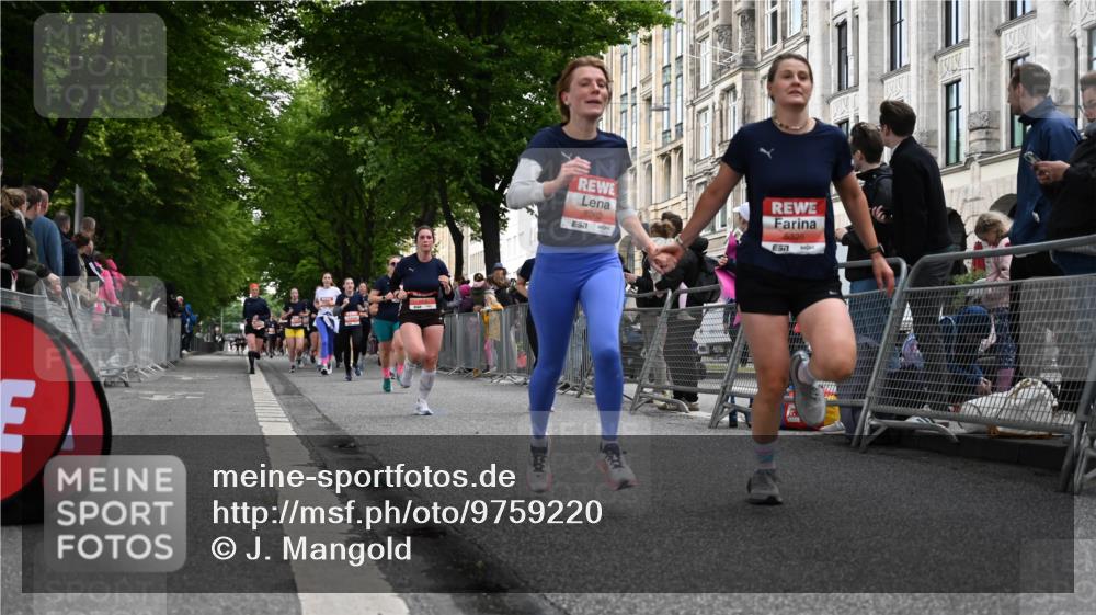 14.06.2026 - REWE Women's Run J. Mangold http://msf.ph/oto/9759220 14.06.2026 11:01:03 Ziel 5115, 5262, 5315, 5326, 5419, 5421, 5748, 5824, 5864, 5880, 6025 meine-sportfotos.de
