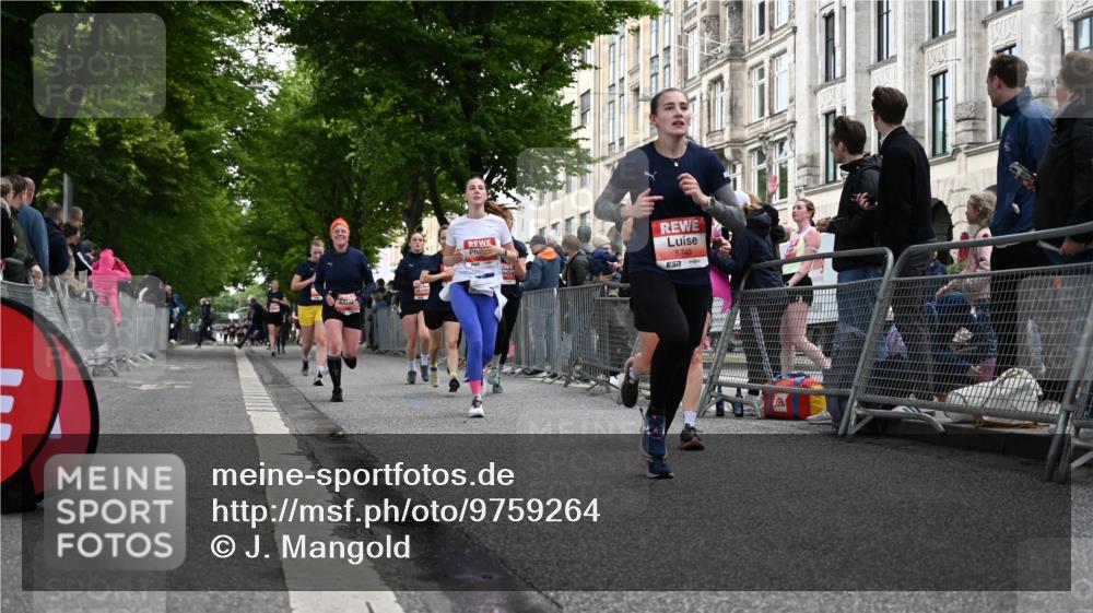 14.06.2026 - REWE Women's Run J. Mangold http://msf.ph/oto/9759264 14.06.2026 11:01:08 Ziel 5029, 5062, 5115, 5234, 5315, 5351, 5648, 5690, 5748, 5845, 5864, 5880, 5966 meine-sportfotos.de
