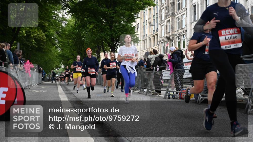14.06.2026 - REWE Women's Run J. Mangold http://msf.ph/oto/9759272 14.06.2026 11:01:09 Ziel 5029, 5062, 5115, 5234, 5315, 5351, 5648, 5690, 5748, 5845, 5864, 5880, 5966 meine-sportfotos.de