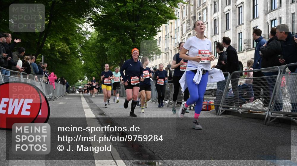 14.06.2026 - REWE Women's Run J. Mangold http://msf.ph/oto/9759284 14.06.2026 11:01:10 Ziel 5029, 5062, 5115, 5234, 5351, 5648, 5690, 5748, 5845, 5864, 5880, 5966 meine-sportfotos.de