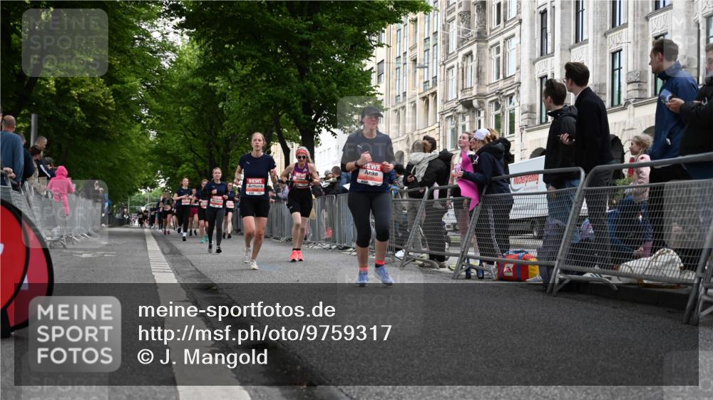 14.06.2026 - REWE Women's Run J. Mangold http://msf.ph/oto/9759317 14.06.2026 11:01:16 Ziel 5029, 5046, 5196, 5234, 5351, 5648, 5656, 5845, 6008, 6066 meine-sportfotos.de