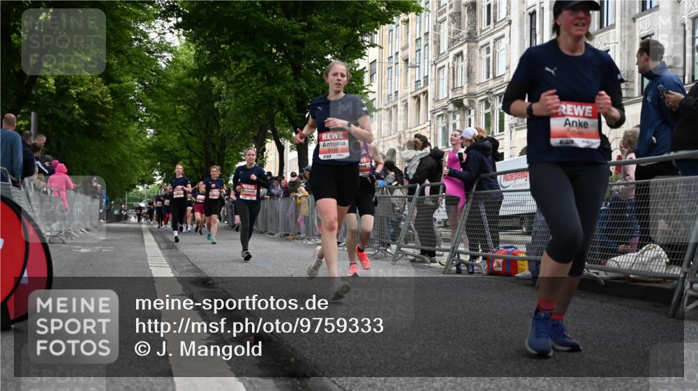 14.06.2026 - REWE Women's Run J. Mangold http://msf.ph/oto/9759333 14.06.2026 11:01:17 Ziel 5029, 5046, 5196, 5234, 5656, 5845, 6008, 6066 meine-sportfotos.de