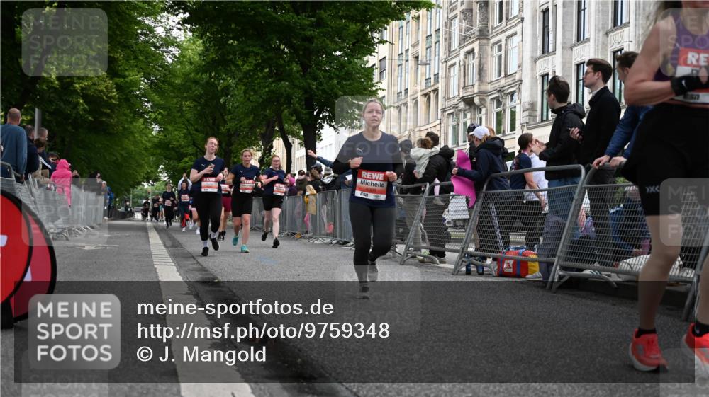14.06.2026 - REWE Women's Run J. Mangold http://msf.ph/oto/9759348 14.06.2026 11:01:20 Ziel 5046, 5110, 5196, 5445, 5656, 5907, 6008, 6015, 6066 meine-sportfotos.de