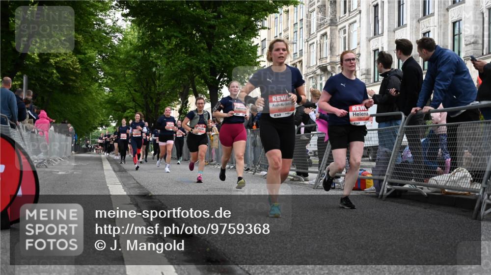 14.06.2026 - REWE Women's Run J. Mangold http://msf.ph/oto/9759368 14.06.2026 11:01:24 Ziel 5110, 5112, 5196, 5330, 5445, 5907, 6008, 6015, 6045, 6066 meine-sportfotos.de