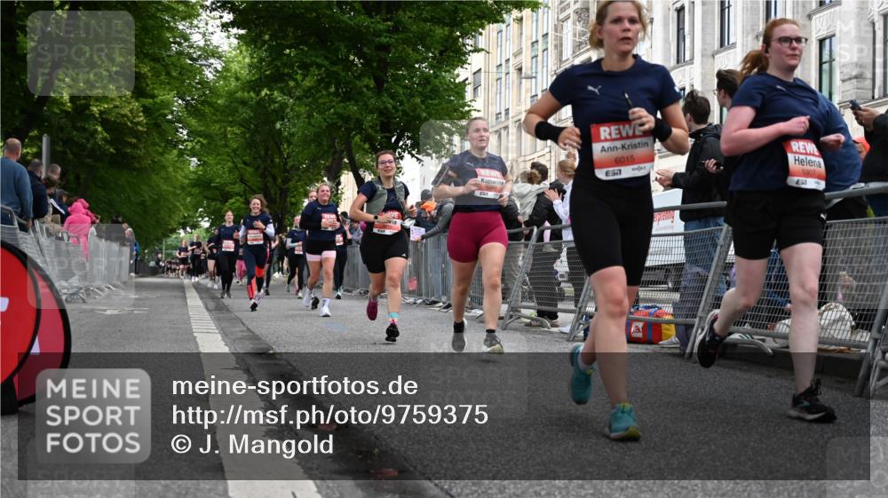 14.06.2026 - REWE Women's Run J. Mangold http://msf.ph/oto/9759375 14.06.2026 11:01:24 Ziel 5110, 5112, 5196, 5330, 5445, 5907, 6008, 6015, 6045, 6066 meine-sportfotos.de