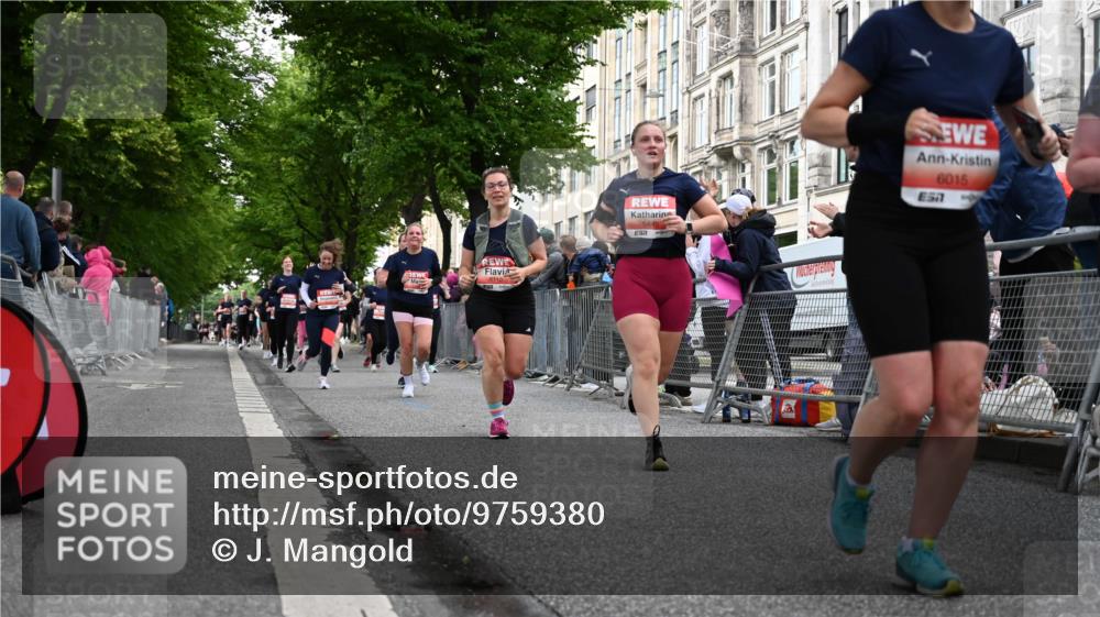 14.06.2026 - REWE Women's Run J. Mangold http://msf.ph/oto/9759380 14.06.2026 11:01:25 Ziel 5110, 5112, 5330, 5360, 5445, 5907, 6008, 6015, 6045, 6066 meine-sportfotos.de