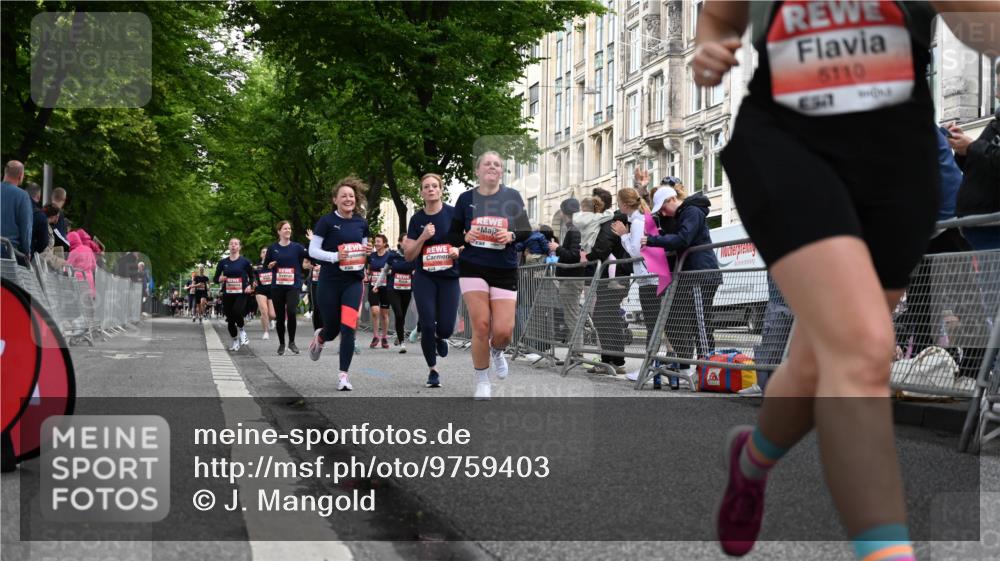 14.06.2026 - REWE Women's Run J. Mangold http://msf.ph/oto/9759403 14.06.2026 11:01:27 Ziel 5022, 5052, 5053, 5056, 5059, 5110, 5112, 5330, 5360, 5445, 5720, 5721, 5907, 6015, 6045 meine-sportfotos.de
