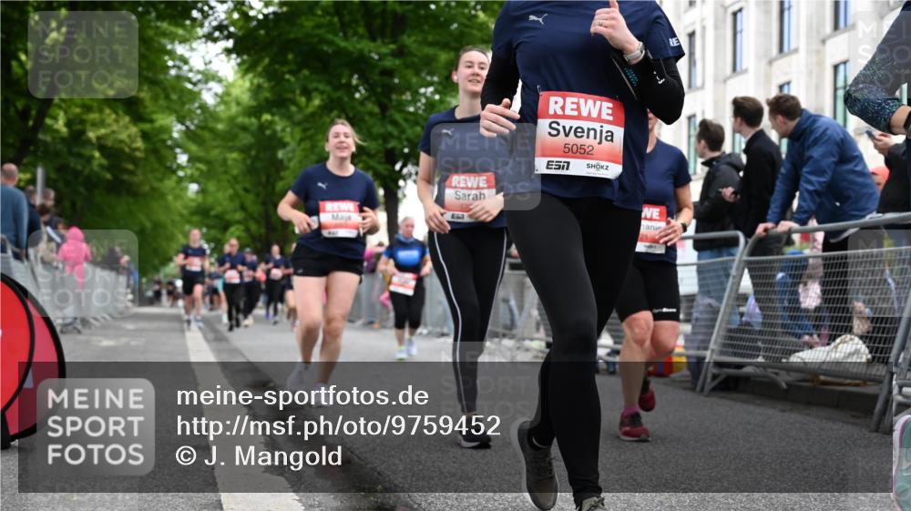 14.06.2026 - REWE Women's Run J. Mangold http://msf.ph/oto/9759452 14.06.2026 11:01:32 Ziel 5022, 5052, 5053, 5056, 5059, 5092, 5112, 5330, 5360, 5720, 5721, 5776, 5921, 6045 meine-sportfotos.de