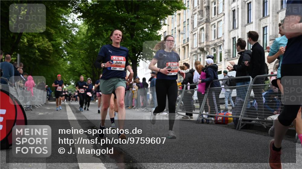 14.06.2026 - REWE Women's Run J. Mangold http://msf.ph/oto/9759607 14.06.2026 11:01:52 Ziel 5027, 5049, 5310, 5514, 5561, 5601, 5608, 5610, 5689, 5853, 5865, 5882, 5992, 6060 meine-sportfotos.de