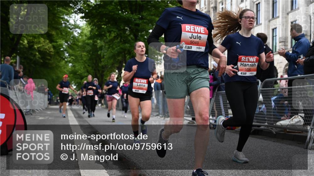 14.06.2026 - REWE Women's Run J. Mangold http://msf.ph/oto/9759613 14.06.2026 11:01:53 Ziel 5027, 5049, 5192, 5310, 5514, 5561, 5601, 5608, 5610, 5689, 5865, 5882, 6060 meine-sportfotos.de