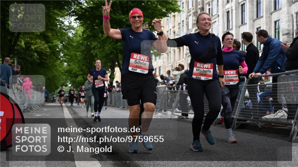 14.06.2026 - REWE Women's Run J. Mangold http://msf.ph/oto/9759655 14.06.2026 11:01:57 Ziel 5027, 5049, 5192, 5261, 5310, 5511, 5561, 5601, 5608, 5685, 5689, 5882 meine-sportfotos.de