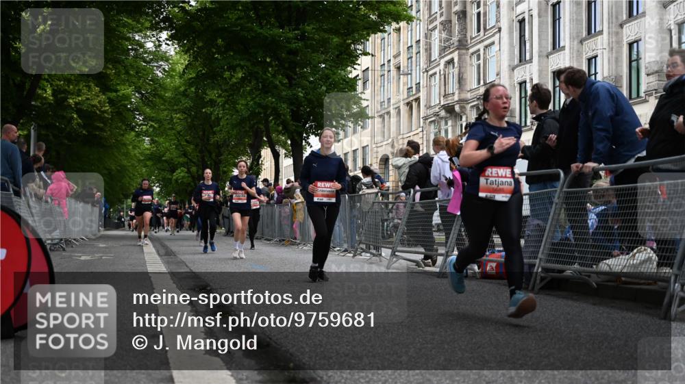 14.06.2026 - REWE Women's Run J. Mangold http://msf.ph/oto/9759681 14.06.2026 11:02:02 Ziel 5192, 5261, 5309, 5511, 5579, 5685, 5689, 5780, 5932 meine-sportfotos.de