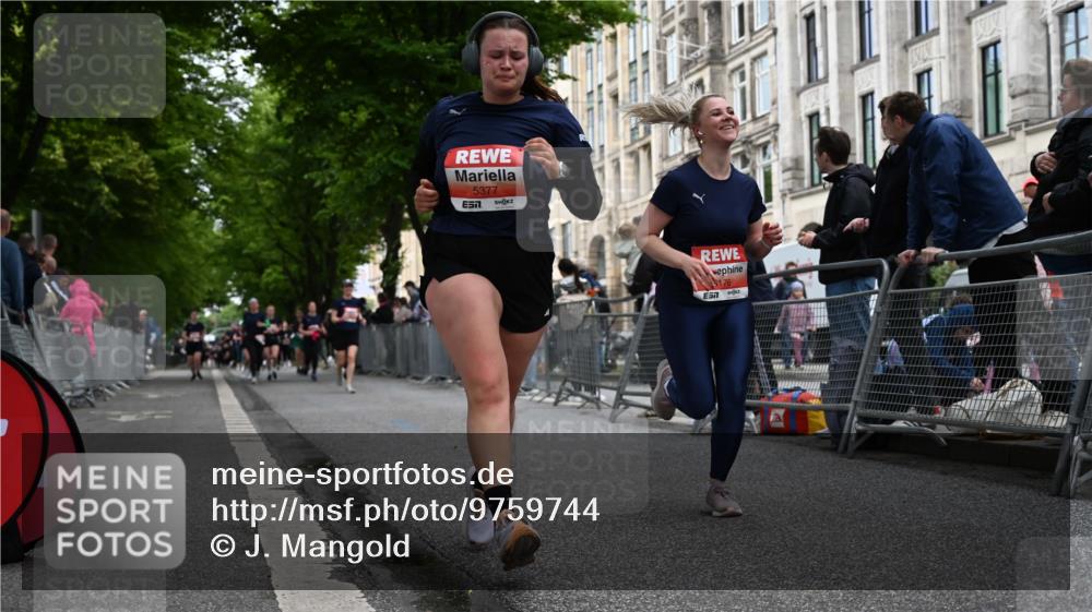 14.06.2026 - REWE Women's Run J. Mangold http://msf.ph/oto/9759744 14.06.2026 11:02:09 Ziel 5176, 5309, 5377, 5579, 5780, 5932 meine-sportfotos.de