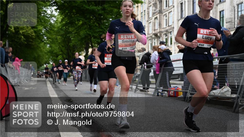 14.06.2026 - REWE Women's Run J. Mangold http://msf.ph/oto/9759804 14.06.2026 11:02:21 Ziel 5133, 5179, 5260, 5372, 5428, 5521, 5540, 5644, 5704, 5777, 5802, 5935 meine-sportfotos.de
