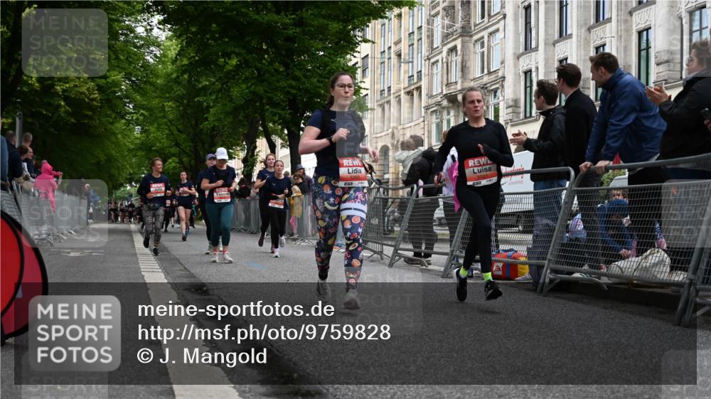 14.06.2026 - REWE Women's Run J. Mangold http://msf.ph/oto/9759828 14.06.2026 11:02:24 Ziel 5179, 5260, 5372, 5373, 5428, 5521, 5540, 5567, 5650, 5814, 5935, 5991 meine-sportfotos.de