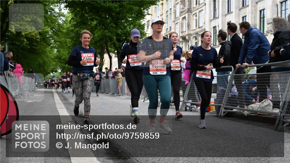 14.06.2026 - REWE Women's Run J. Mangold http://msf.ph/oto/9759859 14.06.2026 11:02:27 Ziel 5243, 5260, 5372, 5373, 5428, 5503, 5521, 5528, 5529, 5530, 5567, 5572, 5650, 5814, 5991 meine-sportfotos.de