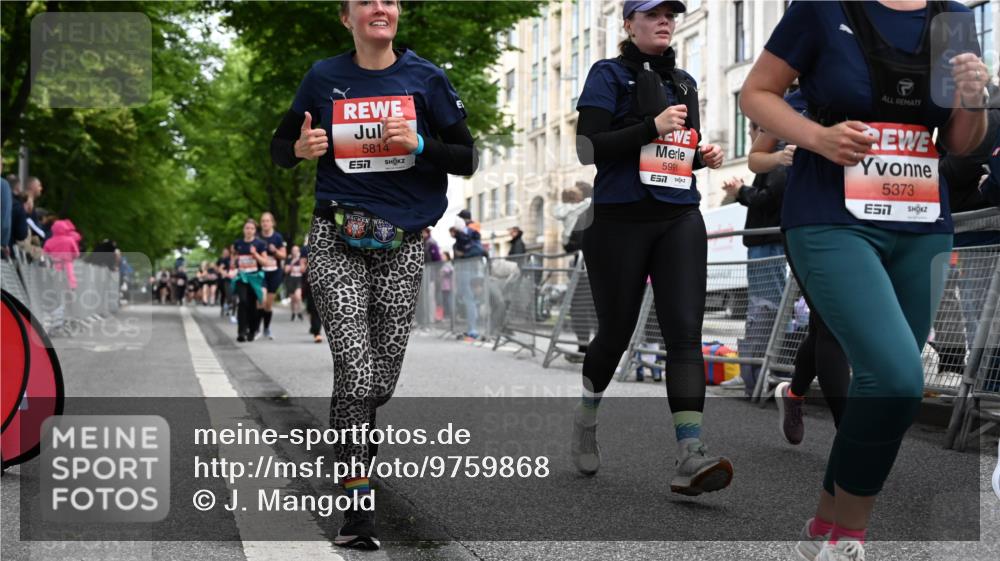 14.06.2026 - REWE Women's Run J. Mangold http://msf.ph/oto/9759868 14.06.2026 11:02:28 Ziel 5243, 5260, 5373, 5503, 5521, 5528, 5529, 5530, 5567, 5572, 5650, 5814, 5991 meine-sportfotos.de