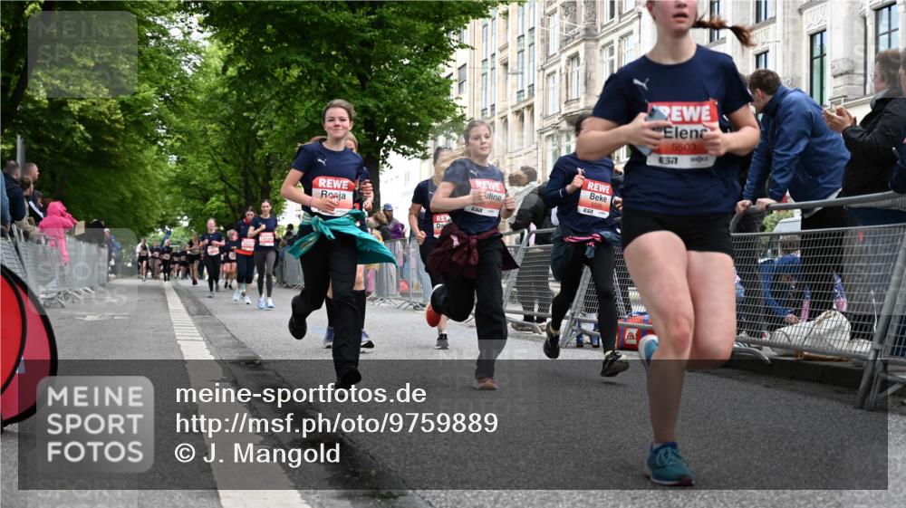 14.06.2026 - REWE Women's Run J. Mangold http://msf.ph/oto/9759889 14.06.2026 11:02:31 Ziel 5243, 5373, 5482, 5503, 5528, 5529, 5530, 5567, 5572, 5650, 5814, 5991, 6006 meine-sportfotos.de
