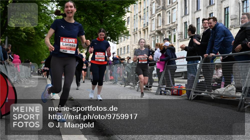 14.06.2026 - REWE Women's Run J. Mangold http://msf.ph/oto/9759917 14.06.2026 11:02:36 Ziel 5161, 5243, 5247, 5482, 5503, 5512, 5528, 5529, 5530, 5572, 5688, 6006 meine-sportfotos.de