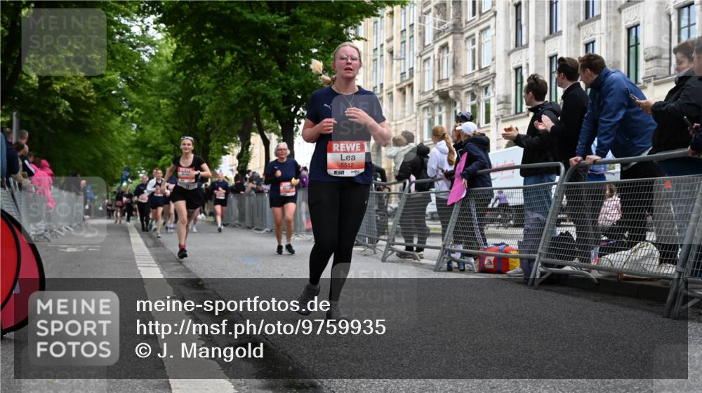 14.06.2026 - REWE Women's Run J. Mangold http://msf.ph/oto/9759935 14.06.2026 11:02:40 Ziel 5077, 5161, 5247, 5482, 5512, 5688, 5798, 5838, 6006 meine-sportfotos.de