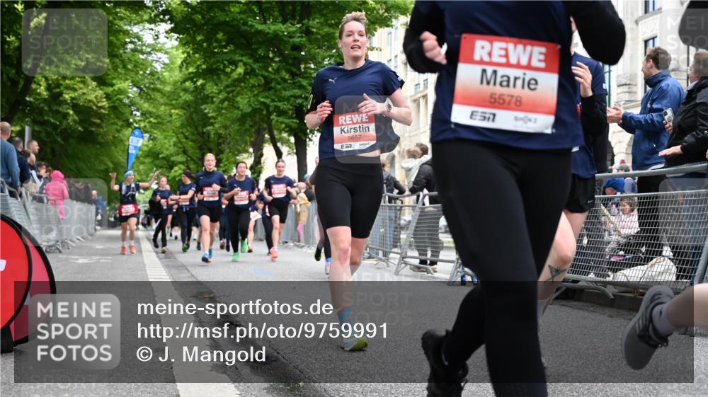 14.06.2026 - REWE Women's Run J. Mangold http://msf.ph/oto/9759991 14.06.2026 11:02:48 Ziel 5038, 5039, 5058, 5077, 5285, 5331, 5358, 5525, 5557, 5578, 5657, 5742, 5795, 5798, 5813, 5867, 5890, 5891 meine-sportfotos.de